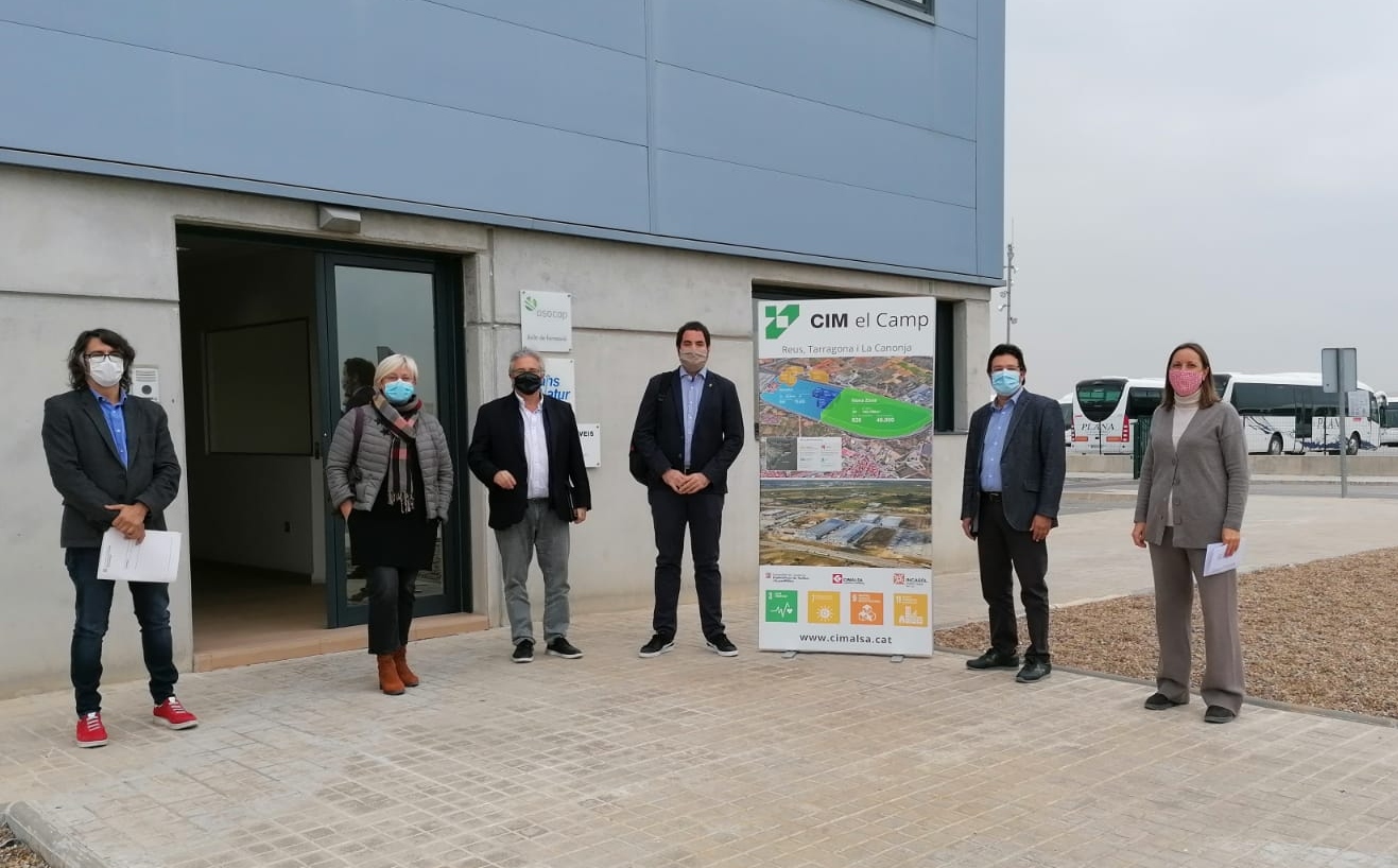 Entren a la recta final les obres de millora de l’aparcament de vehicles pesants de mercaderies perilloses del polígon Riuclar (Tarragona)