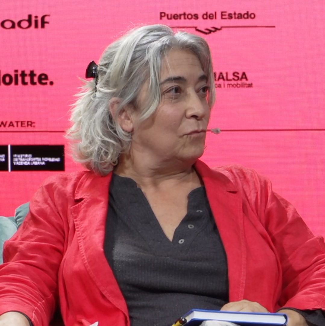 'La bola de cristal' Article publicat al diari 'El Canal' de la directora corporativa de CIMALSA, Fina Jarque.